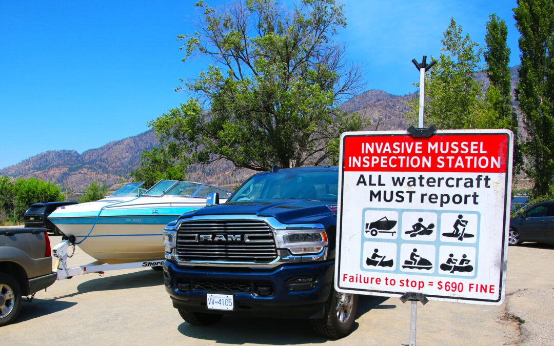 Failure to stop at an Invasive Mussel Inspection Station will result in a fine of $690 and potential detention of your watercraft until it is deemed to be free of invasive mussels.